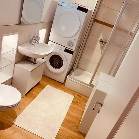 Apartament Felix Living 2, Zentrale 2-personen Nahe Altstadt, Parkplatz & Oberhausblick *