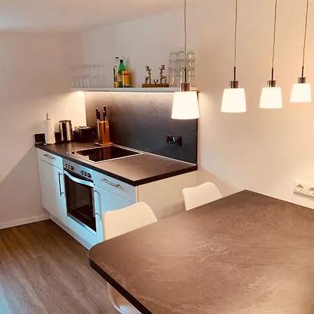 FELIX LIVING 2, Zentrale 2-Personen Wohnung mit Oberhausblick&Parkplatz